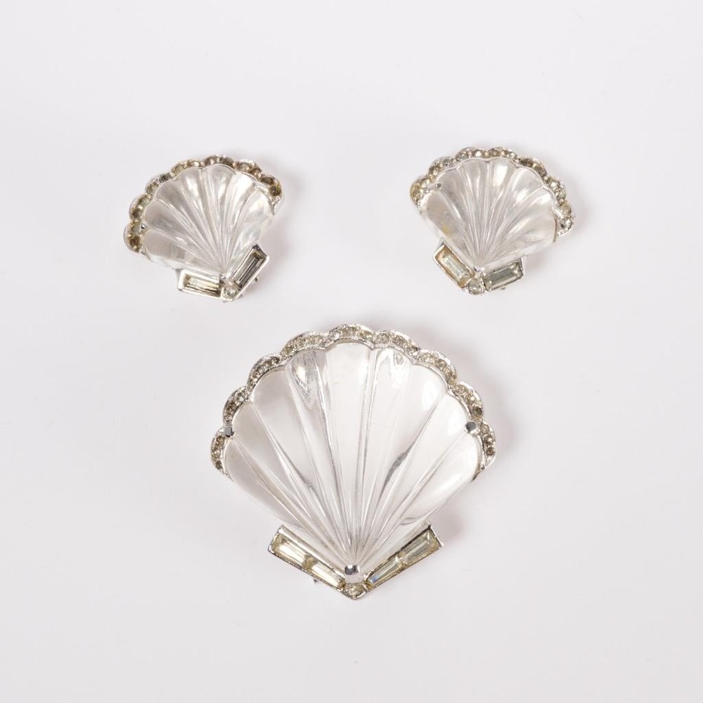 Crown Trifari Alfred Philippe Jelly Belly Lucite Moonshell Demi Parure Set 3-Pcs